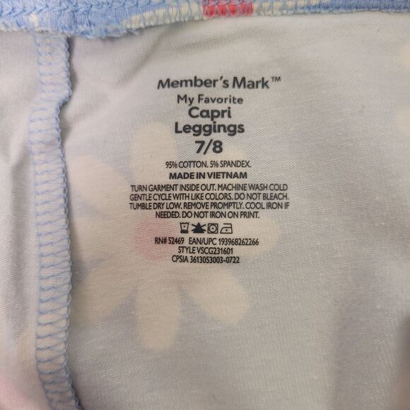 Member's Mark Girls  My Favorite Capri Leggings Flower Print Blue  Size 7/8 - Picture 3 of 6